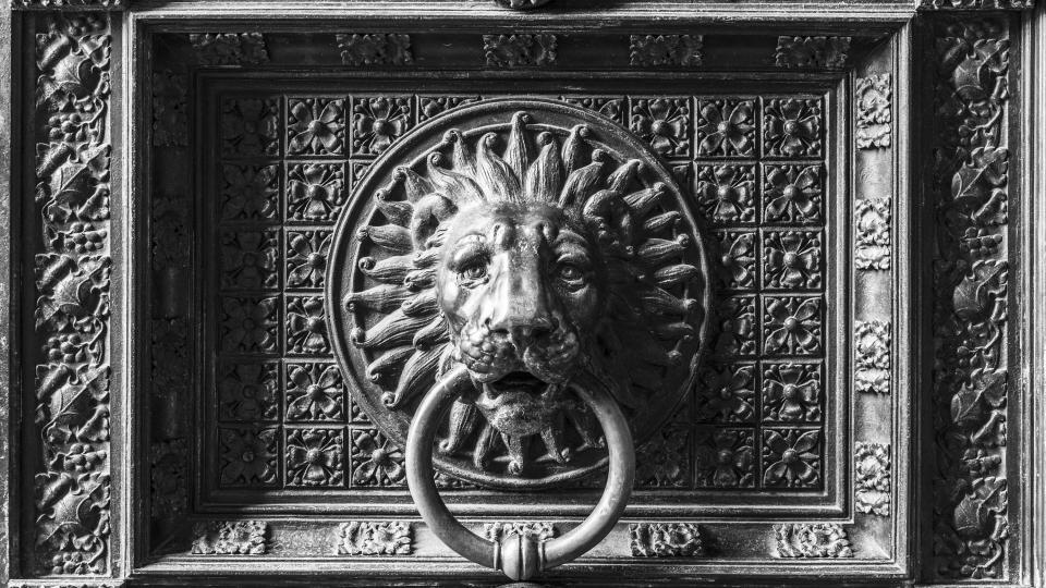 Royal Lion Gold Door Knocker